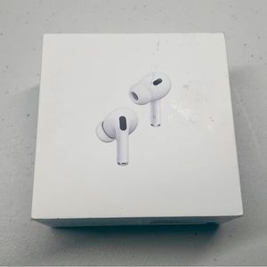 Apple AirPods Pro 2nd Generation with MagSafe Wireless Charging Case - White